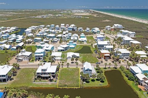 228 Keewaydin Ln, Port Aransas, TX, 78373-4808 | Card Image