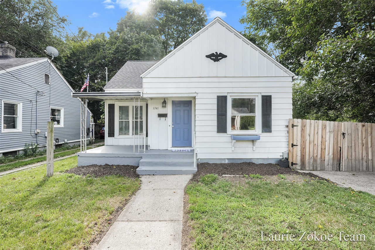 Burlingame Ave, Wyoming, MI 49509