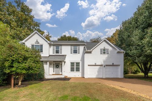 102 Lancelot Ln, Franklin, TN, 37064-0734 | Card Image