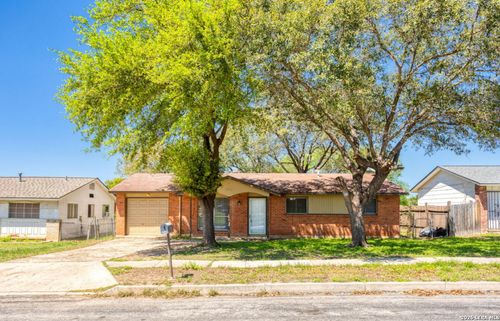 5231 Silvertip Dr, San Antonio, TX, 78228 | Card Image