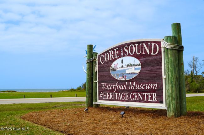 302 Bayview Dr, House other with 3 bedrooms, 2 bathrooms and 1 parking in Harkers Island NC | Image 46