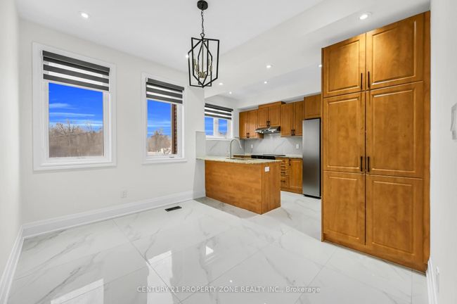 6 Miami Grove, House attached with 5 bedrooms, 5 bathrooms and 1 parking in Brampton ON | Image 18