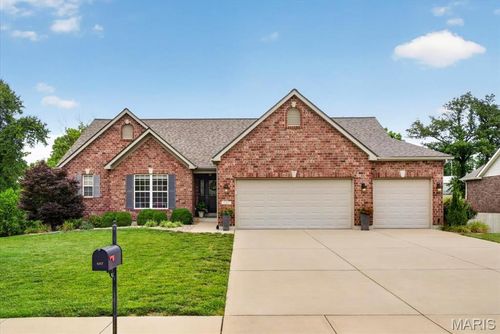607 Laura Ct W, Columbia, IL, 62236-4177 | Card Image
