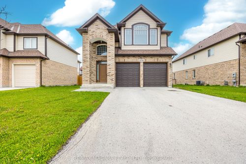 6708 Sam Iorfida Dr, Niagara Falls, ON, L2G0H7 | Card Image