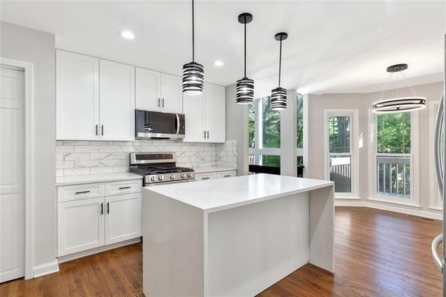 100 Little Ridge Rd, House other with 5 bedrooms, 4 bathrooms and 1 parking in Berkeley Lake GA | Image 34