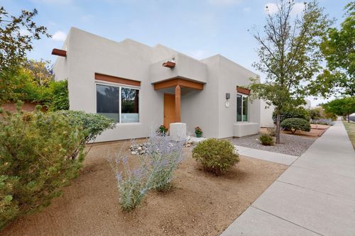 17 Panther Peak, Santa Fe, NM, 87508-1468 | Card Image