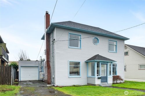 515 5th St, Hoquiam, WA, 98550-3546 | Card Image