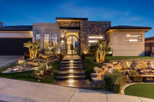 3022 W Sesia Way, St George, UT, 84770-1390 | Card Image