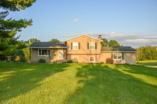 4126 Alliance Rd, Ravenna, OH, 44266-7204 | Card Image