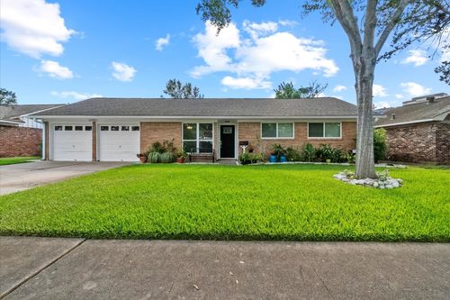 7019 Lugary Dr, Houston, TX, 77036-5729 | Card Image
