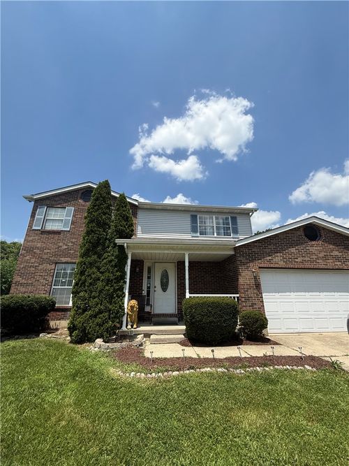 4040 Schroeder Dr, Fairfield Township, OH, 45011-9010 | Card Image
