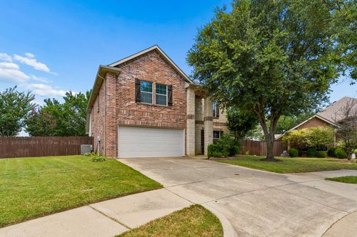 3800 Windy Point Dr, Denton, TX, 76208-6048 | Card Image