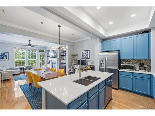 210-2580 17th St, Denver, CO, 80211-6411 | Card Image