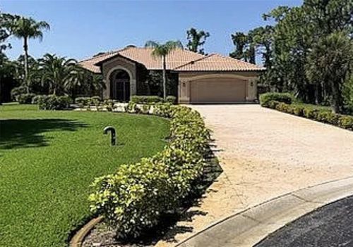 920 Park Place Dr, ENGLEWOOD, FL, 34223-2439 | Card Image