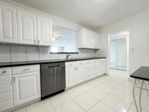 816-3800 S Ocean Dr, Hollywood, FL, 33019-2919 | Card Image