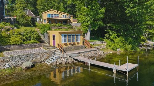 21 Carrier Ln, Sutton, MA, 01590-1620 | Card Image