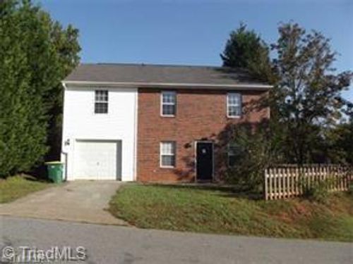 701 Pilgrim Ford Ct, Clemmons, NC, 27012-8392 | Card Image