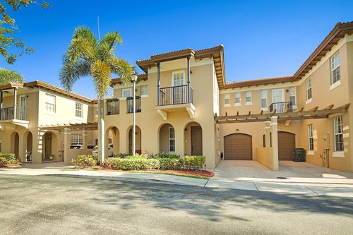 6964 Julia Gardens Dr, Coconut Creek, FL, 33073-2164 | Card Image