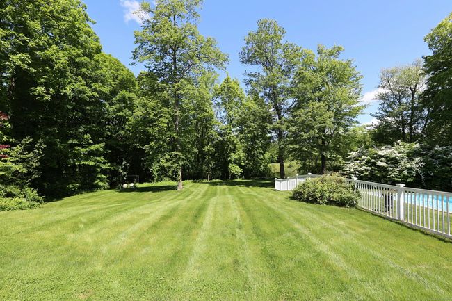 171 Cross Hwy, House other with 4 bedrooms, 4 bathrooms and null parking in Redding CT | Image 6