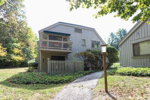 c-1 Heritage Vlg, Southbury, CT, 06488 | Card Image
