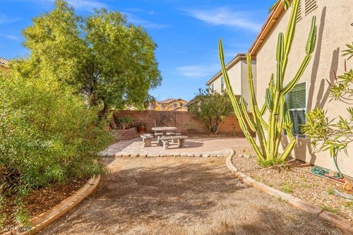 2825 Shayla Bay Ave, North Las Vegas, NV, 89086-1431 | Card Image