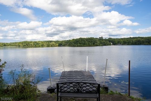 28 Laketop Dr, Newton, NJ, 07860-6853 | Card Image