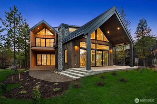 831 Gold Leaf Ln, Cle Elum, WA, 98922-3279 | Card Image