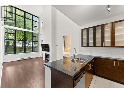 4-2355 Madison Ave, Burnaby, BC, V5C0B3 | Card Image