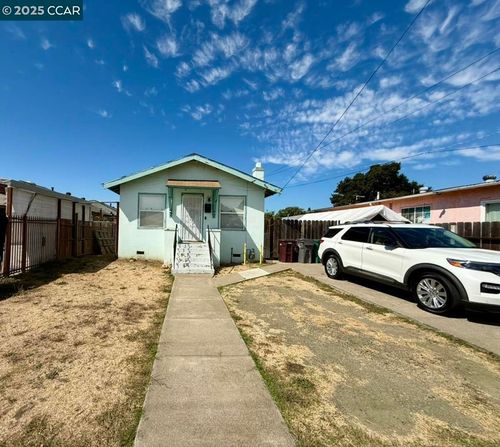 1927 86th Ave, Oakland, CA, 94621-1561 | Card Image