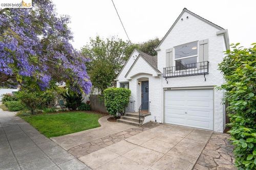 408 Cornell Ave, Albany, CA, 94706-1207 | Card Image
