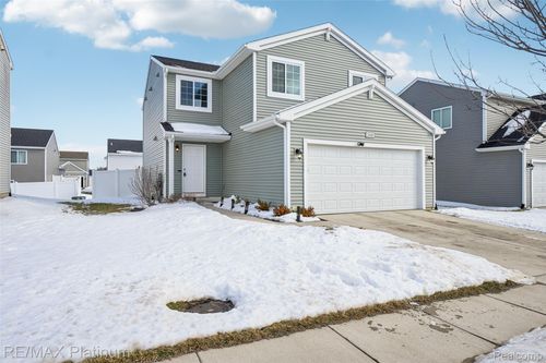 2840 Sycamore River Dr, Fowlerville, MI, 48836-8600 | Card Image