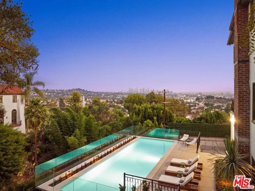 4818 Bonvue Ave, Los Angeles, CA, 90027-1105 | Card Image