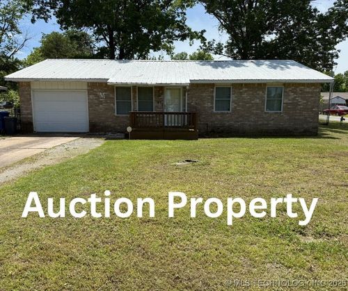 301 E Olney St, Chouteau, OK, 74337-3271 | Card Image