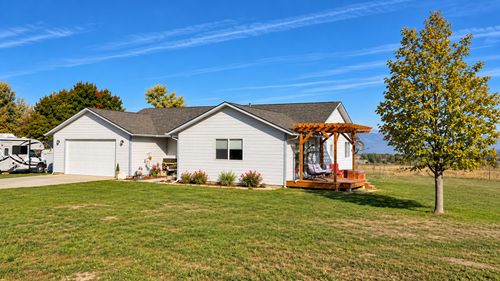 1054 Hamilton Heights Rd, Corvallis, MT, 59828-9764 | Card Image