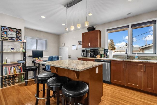 284 Acadia Drive Se, House other with 4 bedrooms, 2 bathrooms and 4 parking in Calgary AB | Image 9