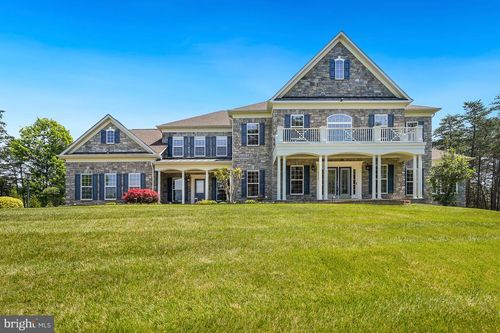 42115 Pleasant Forest Ct, Ashburn, VA, 20148-7349 | Card Image