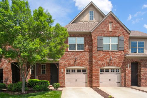 209 Bixby Private Ln, Hendersonville, TN, 37075-1422 | Card Image