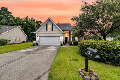 5013 Franconia Dr, Summerville, SC, 29485-8751 | Card Image
