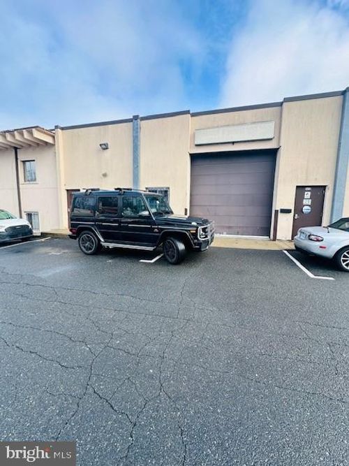 5416 Port Royal Road, Springfield, VA, 22151 | Card Image