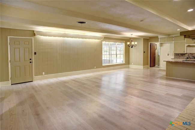 1705 Neuman St, House other with 4 bedrooms, 3 bathrooms and null parking in Gonzales TX | Image 7