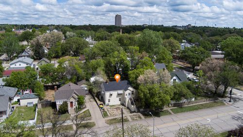 314 E Avenue C, Bismarck, ND, 58501-3678 | Card Image