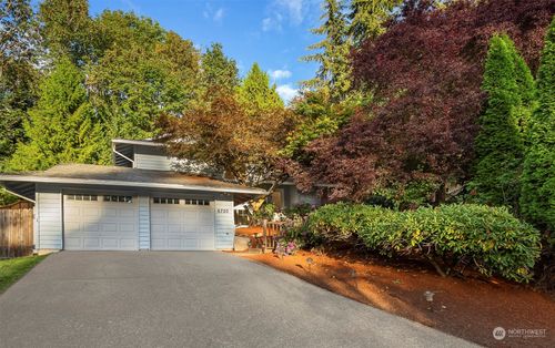 6720 81st Avenue Se, Mercer Island, WA, 98040 | Card Image