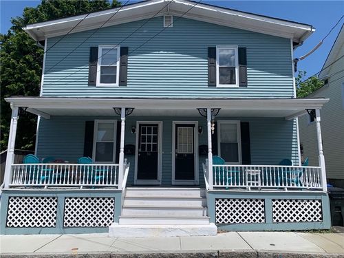 14 Grafton St, Newport, RI, 02840-3912 | Card Image