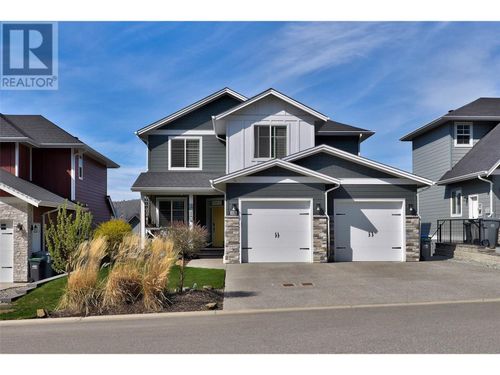 1559 Emerald Dr, Kamloops, BC, V2E0C4 | Card Image