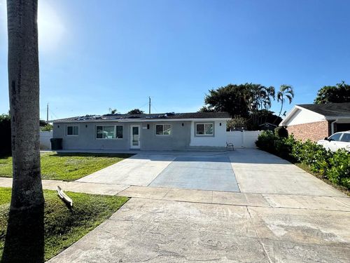 441 San Mateo Dr, Palm Springs, FL, 33461-1521 | Card Image