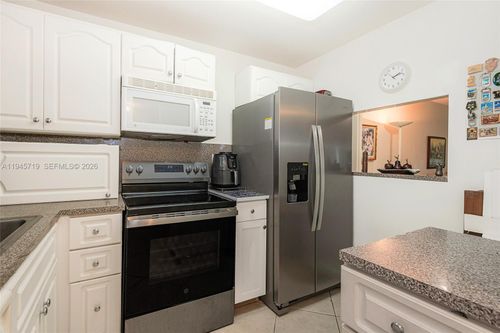 apt-202-9660 Sunrise Lakes Blvd, Sunrise, FL, 33322-1109 | Card Image
