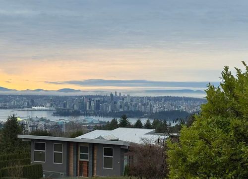 657 Andover Pl, West Vancouver, BC, V7S1Y6 | Card Image