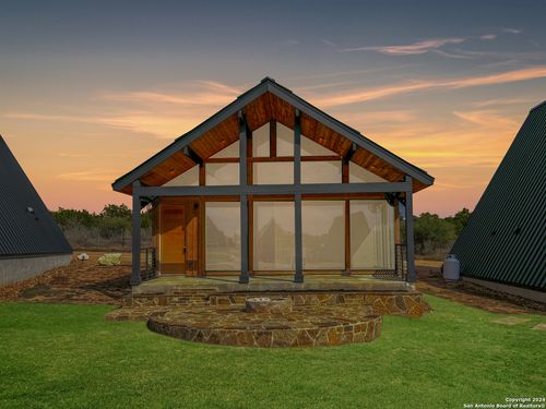 32-7940 Fm 306, New Braunfels, TX, 78132 | Card Image