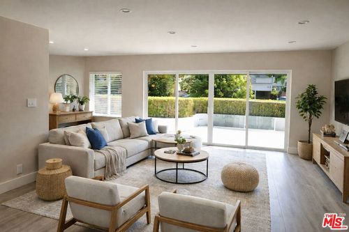 102-1117 S Bedford Street, Los Angeles, CA, 90035 | Card Image