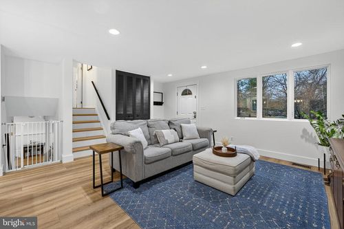 6410 Nordix Dr, WARRENTON, VA, 20187-4440 | Card Image